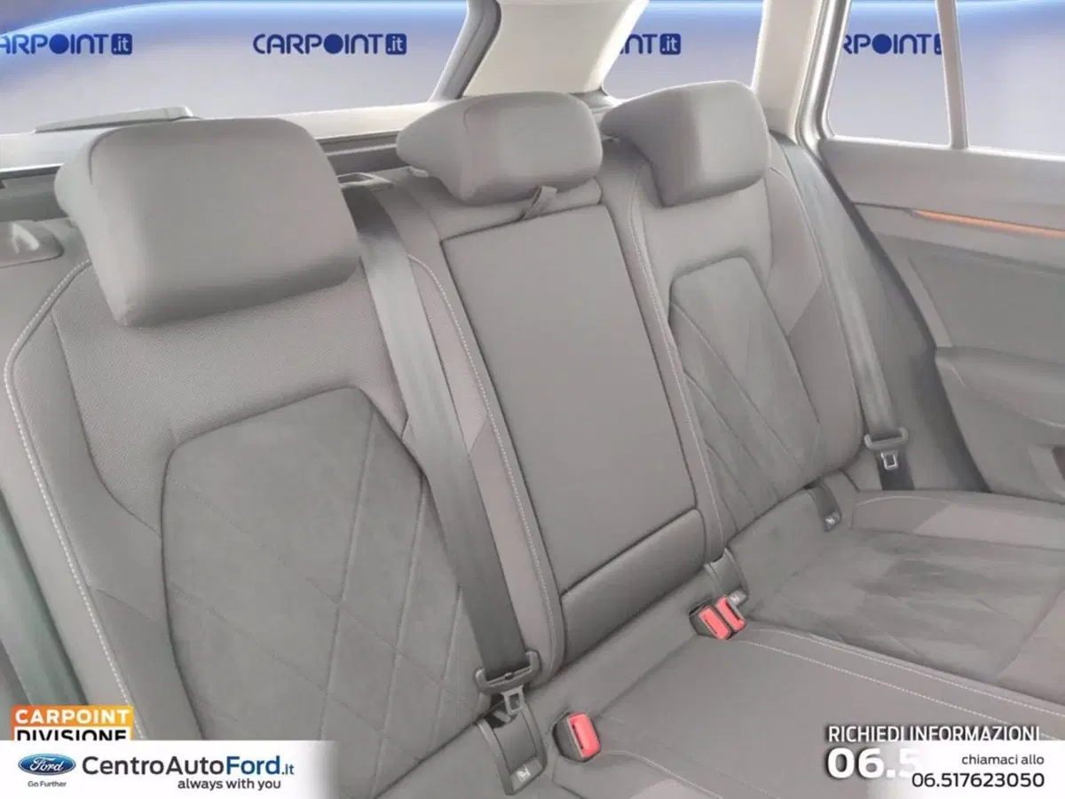 Volkswagen Golf Variant usata a Roma (9)