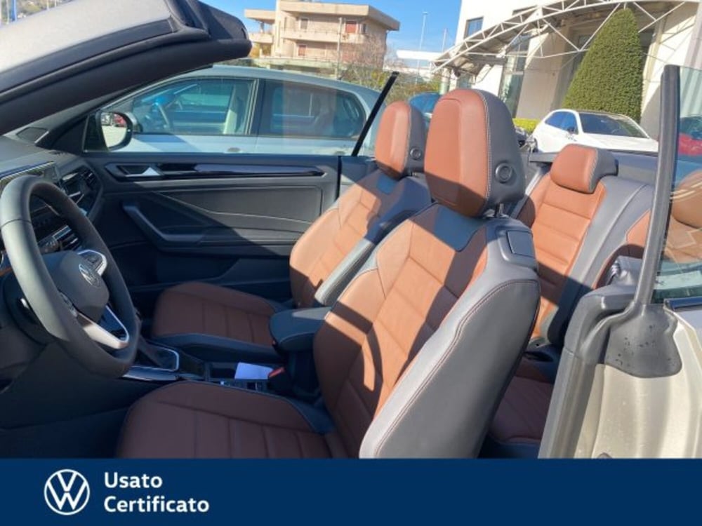 Volkswagen T-Roc Cabrio nuova a Vicenza (8)