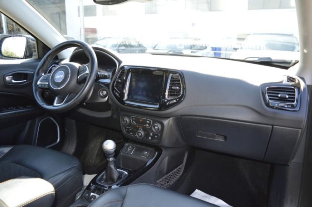 Jeep Compass usata a Latina (9)