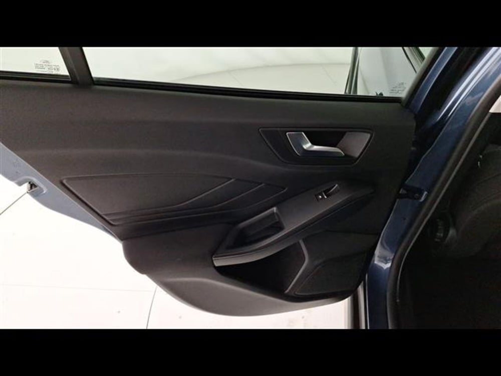 Ford Focus Station Wagon usata a Milano (11)