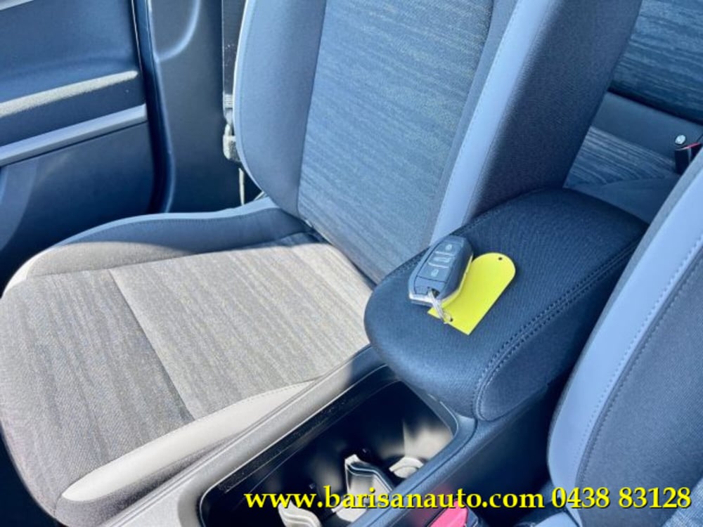 Jeep Avenger nuova a Treviso (15)