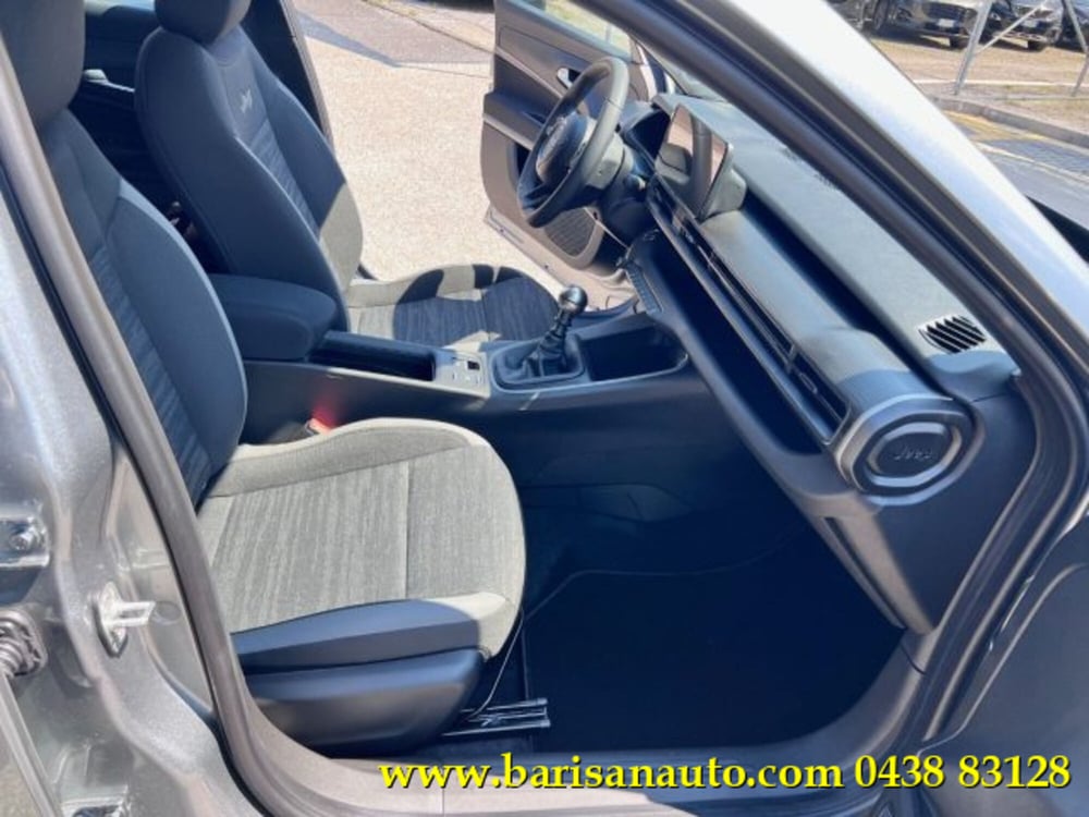 Jeep Avenger nuova a Treviso (7)