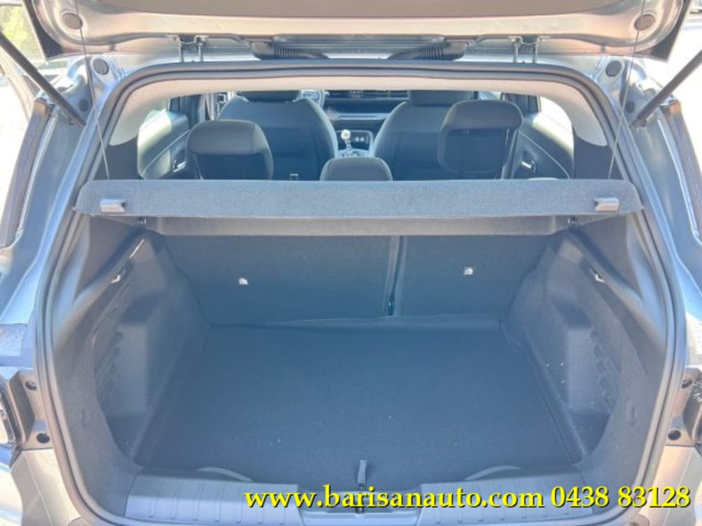 Jeep Avenger nuova a Treviso (8)