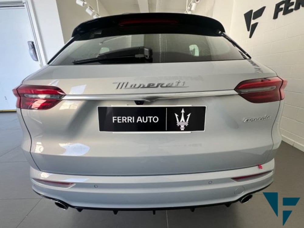 Maserati Grecale nuova a Udine (6)