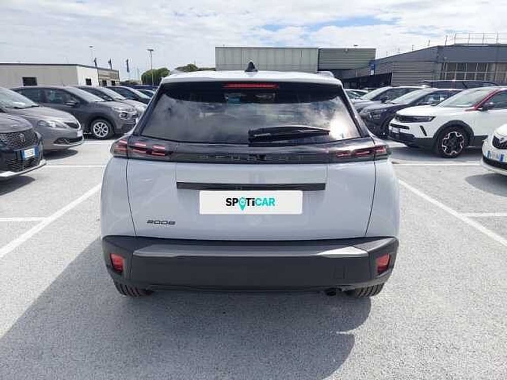 Peugeot 2008 nuova a Ravenna (5)