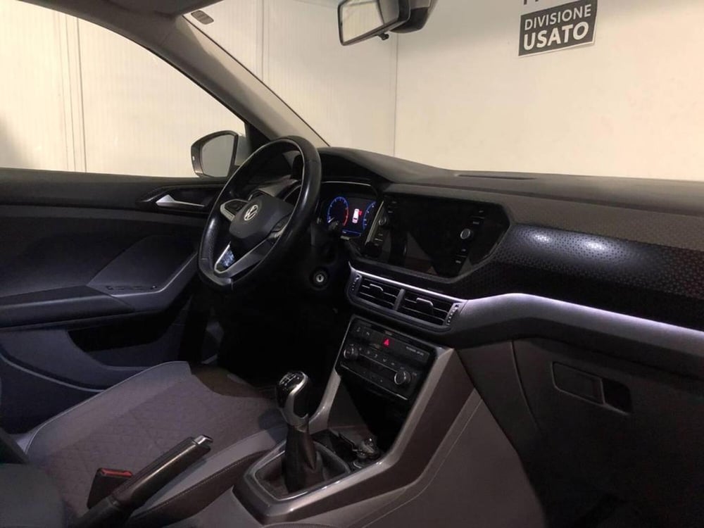 Volkswagen T-Cross usata a Torino (6)