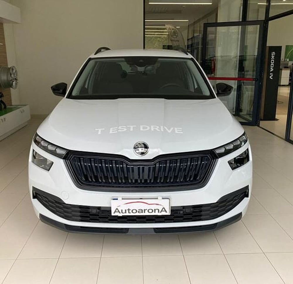 Skoda Kamiq nuova a Novara (2)