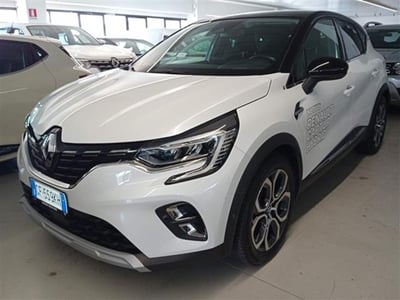 Renault Captur 1.6 full hybrid Techno 145cv auto del 2022 usata a Empoli