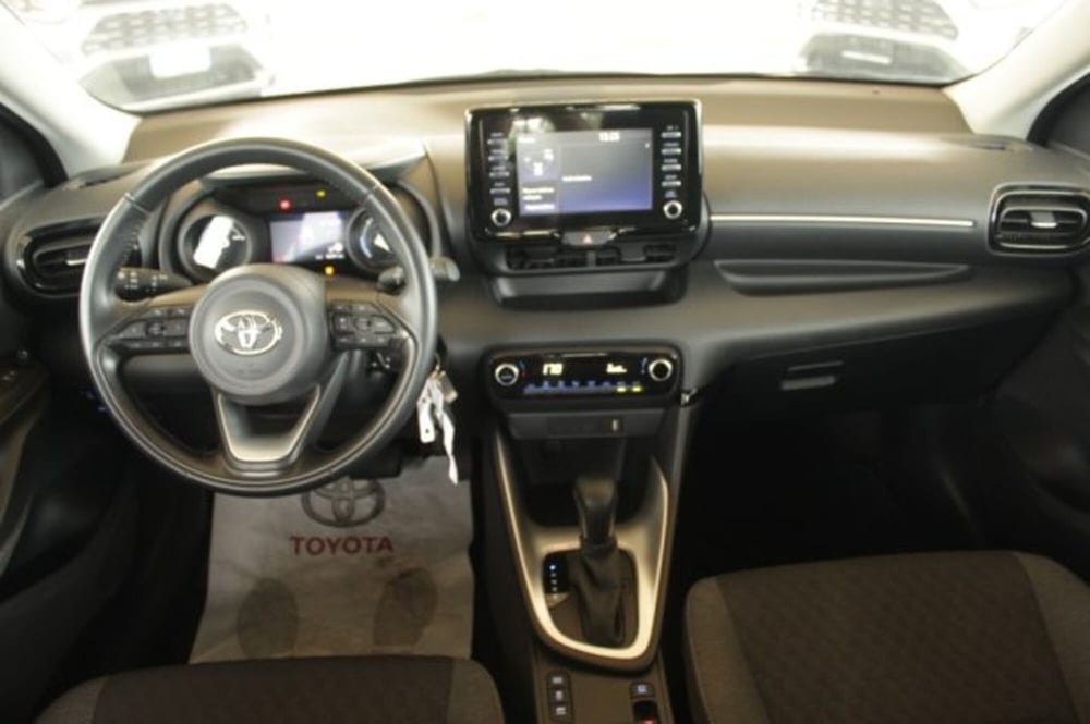 Toyota Yaris usata a Roma (9)