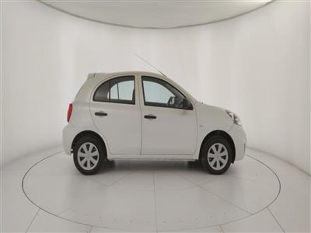 Nissan Micra usata a Bari (9)