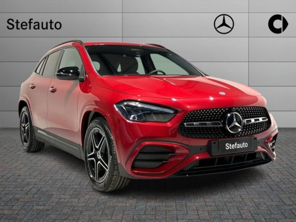 Mercedes-Benz GLA SUV nuova a Bologna