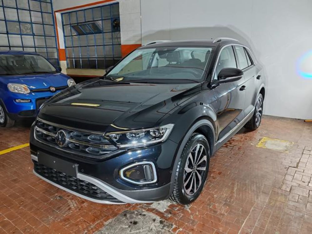 Volkswagen T-Roc nuova a Torino (3)