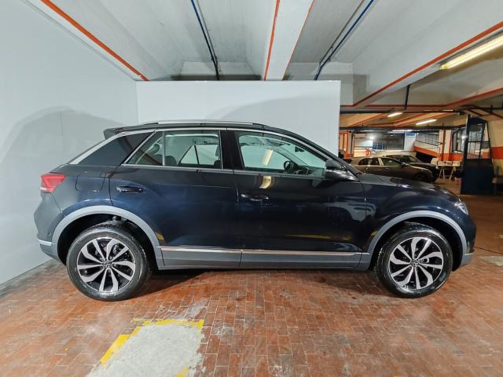 Volkswagen T-Roc nuova a Torino (8)