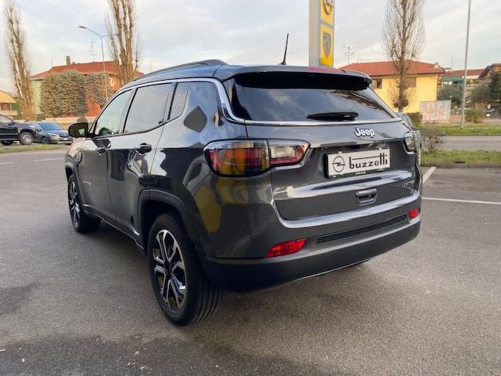 Jeep Compass nuova a Milano (7)