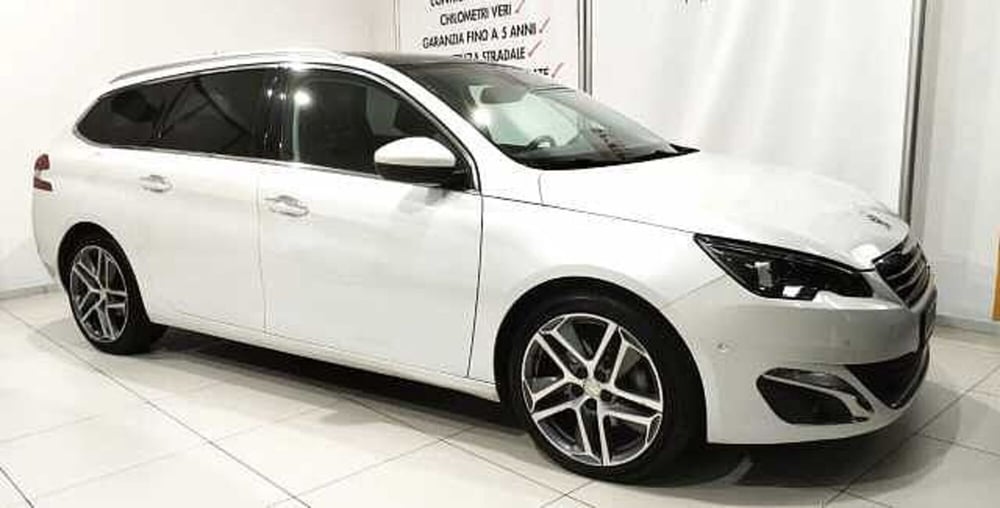 Peugeot 308 usata a Lecce