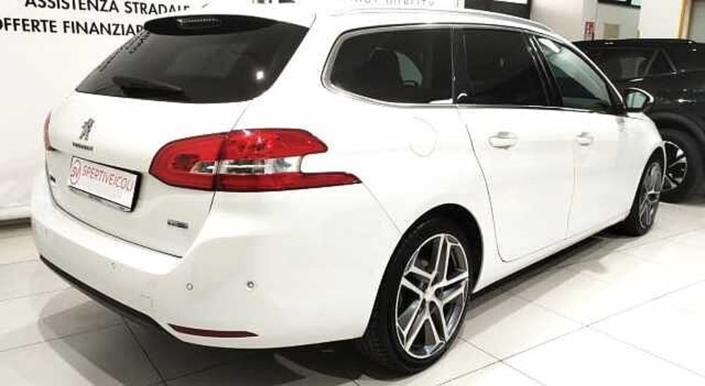 Peugeot 308 usata a Lecce (2)