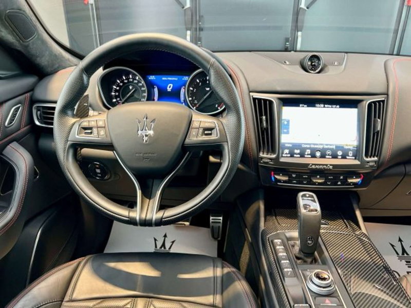 Maserati Levante usata a Torino (8)