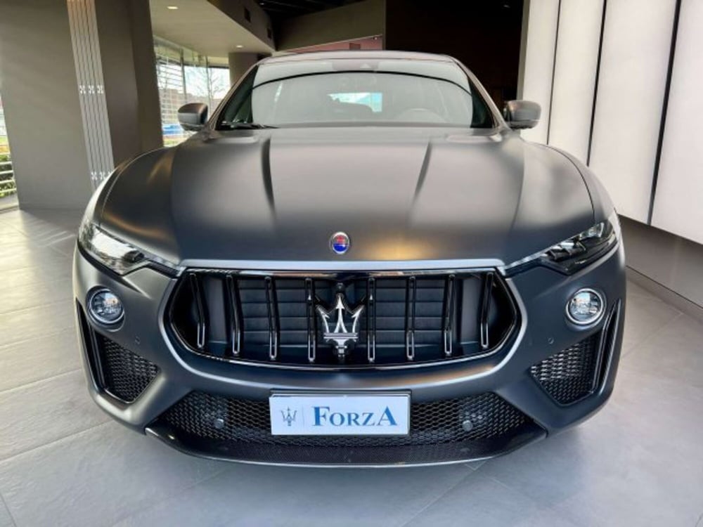 Maserati Levante usata a Torino (2)