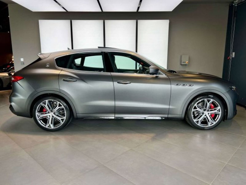 Maserati Levante usata a Torino (3)