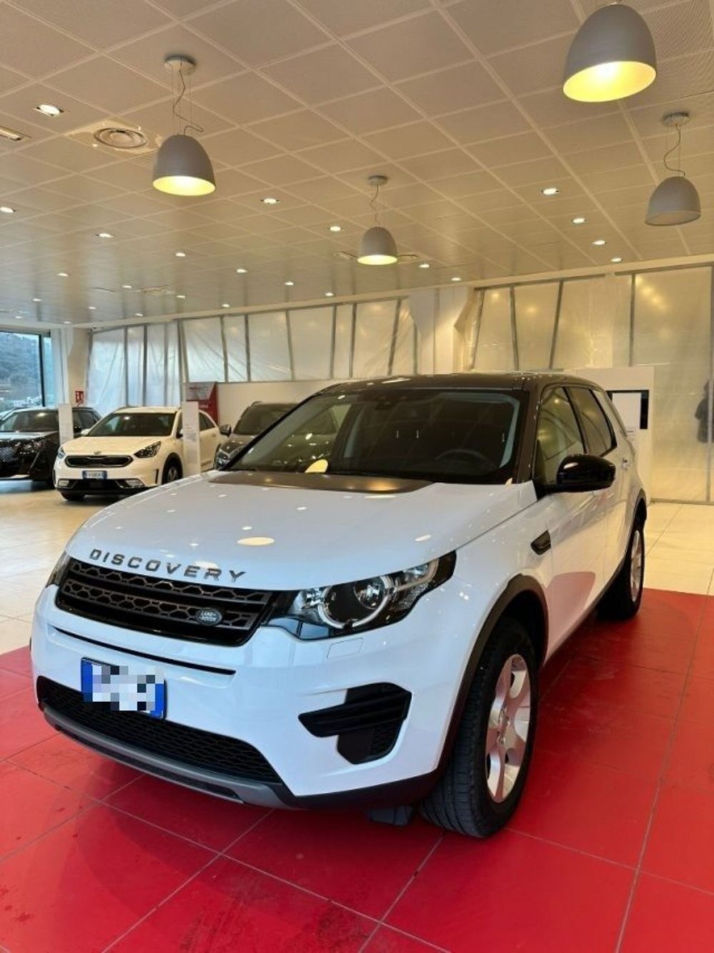 Land Rover Discovery Sport usata a Sassari