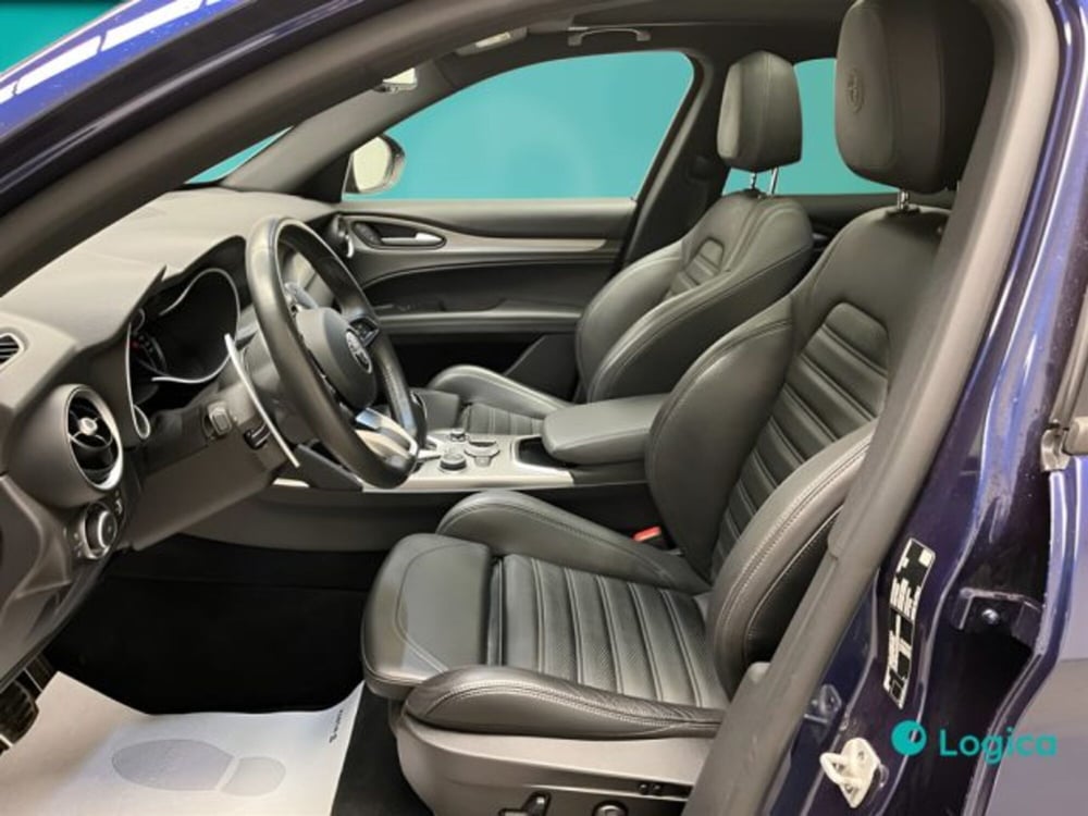 Alfa Romeo Stelvio usata a Biella (18)