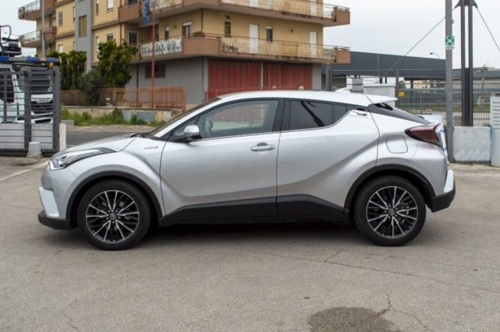 Toyota Toyota C-HR usata a Latina (4)