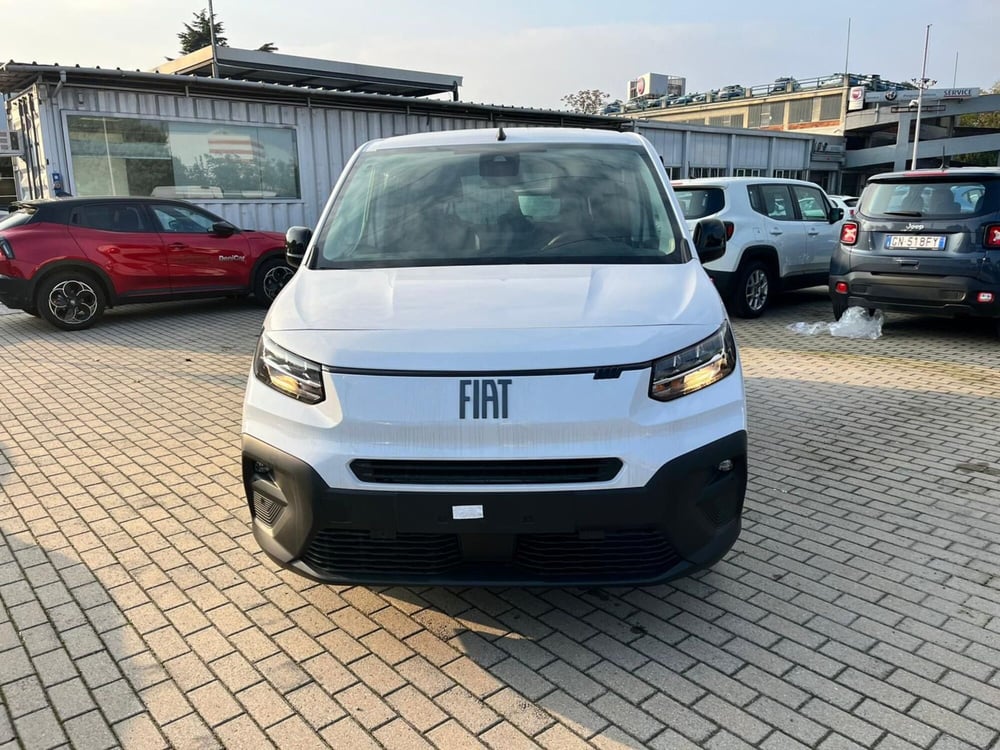 Fiat Doblò Furgone nuova a Milano (2)