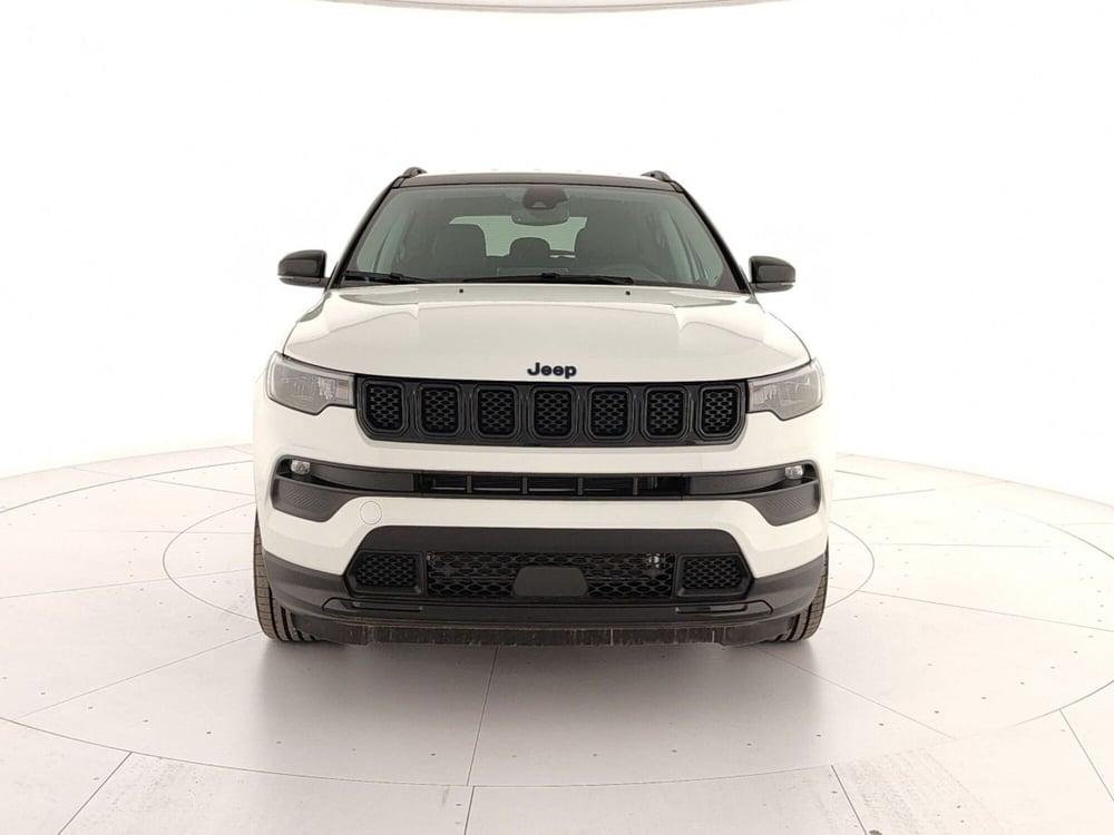 Jeep Compass nuova a Caserta (2)