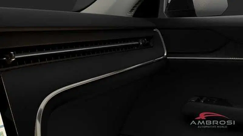 Volvo EX90 nuova a Viterbo (10)