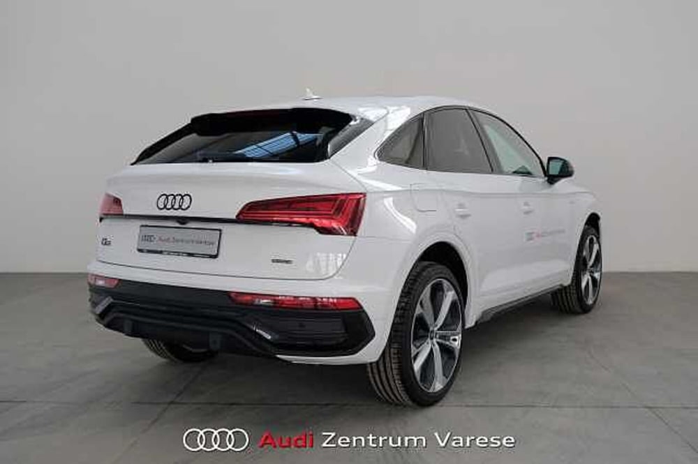 Audi Q5 Sportback nuova a Varese (4)