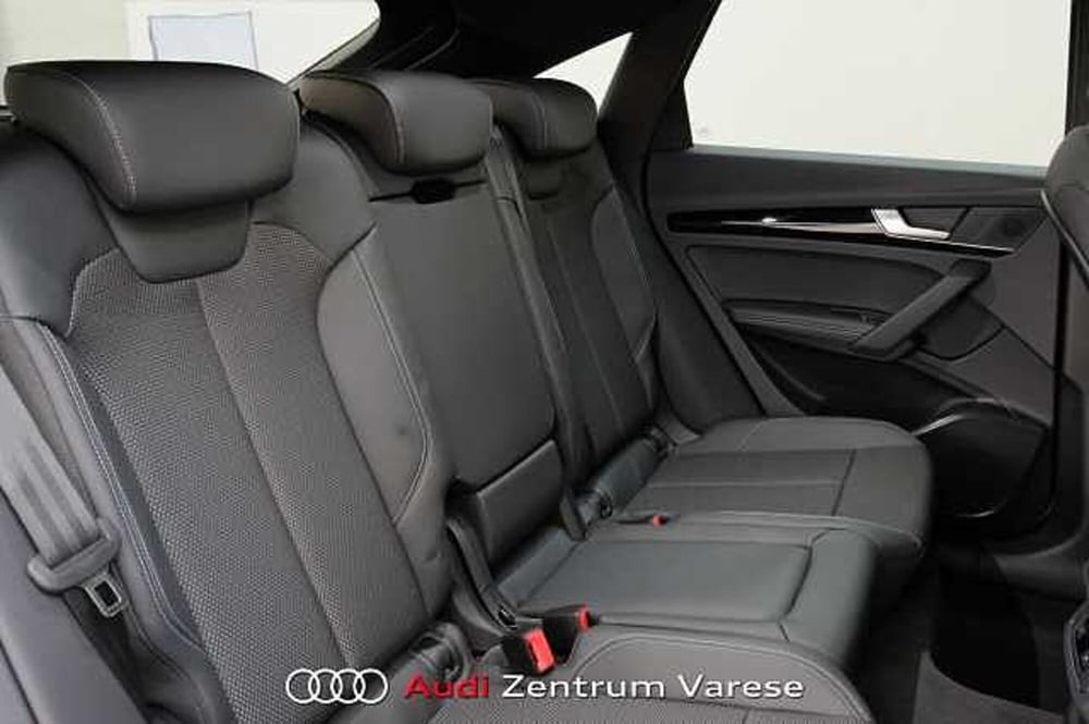 Audi Q5 Sportback nuova a Varese (7)