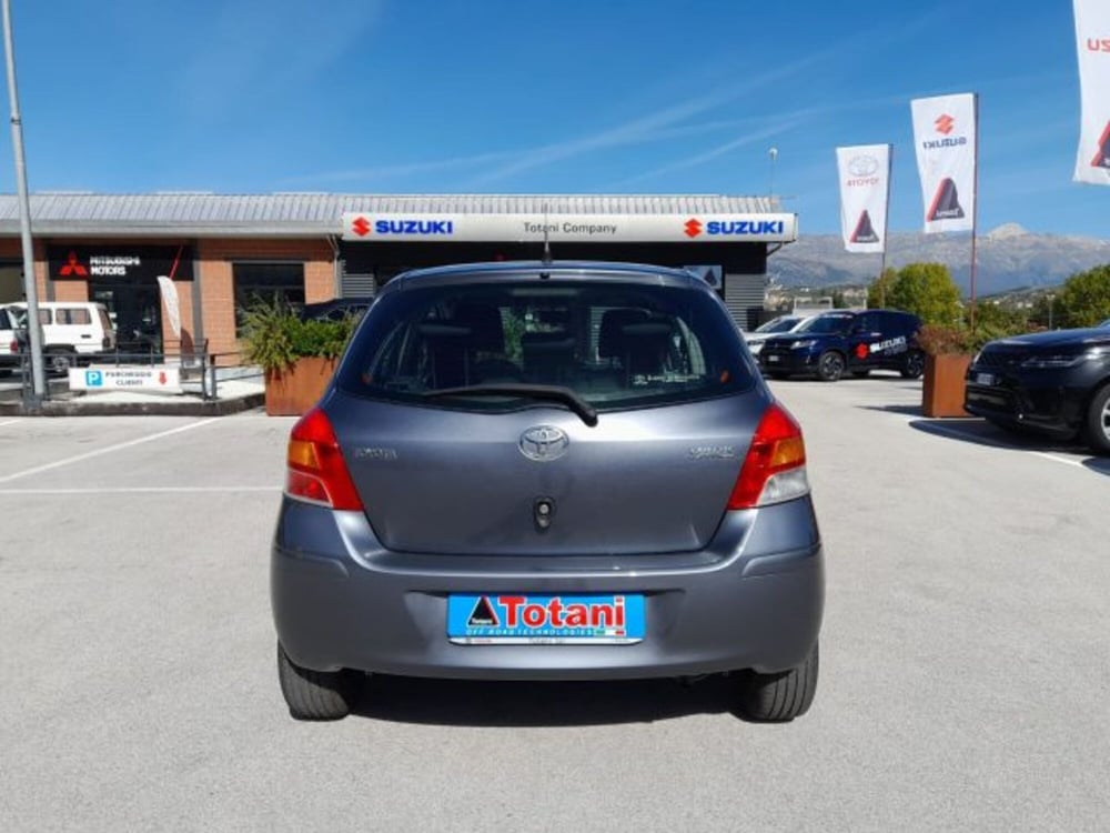 Toyota Yaris usata a L'Aquila (15)