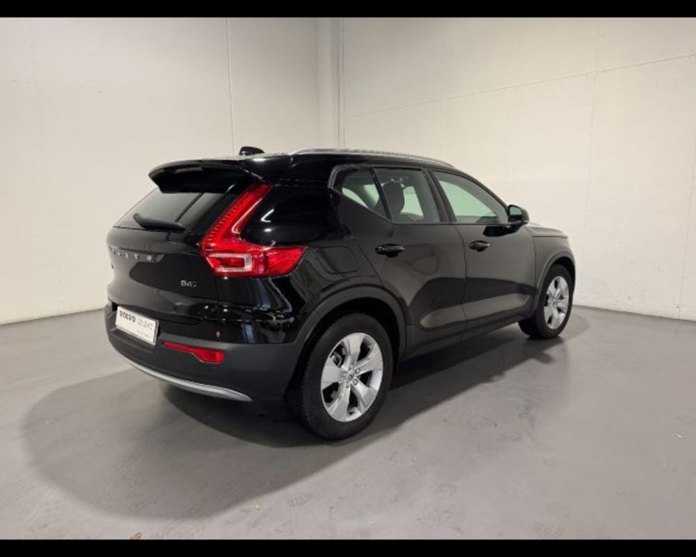 Volvo XC40 usata a Treviso (2)