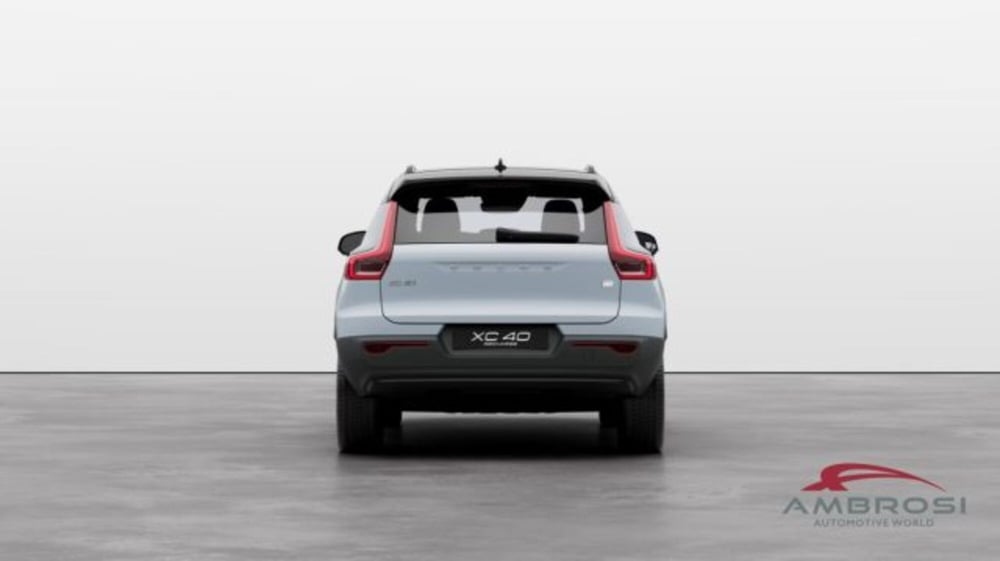 Volvo XC40 nuova a Perugia (5)