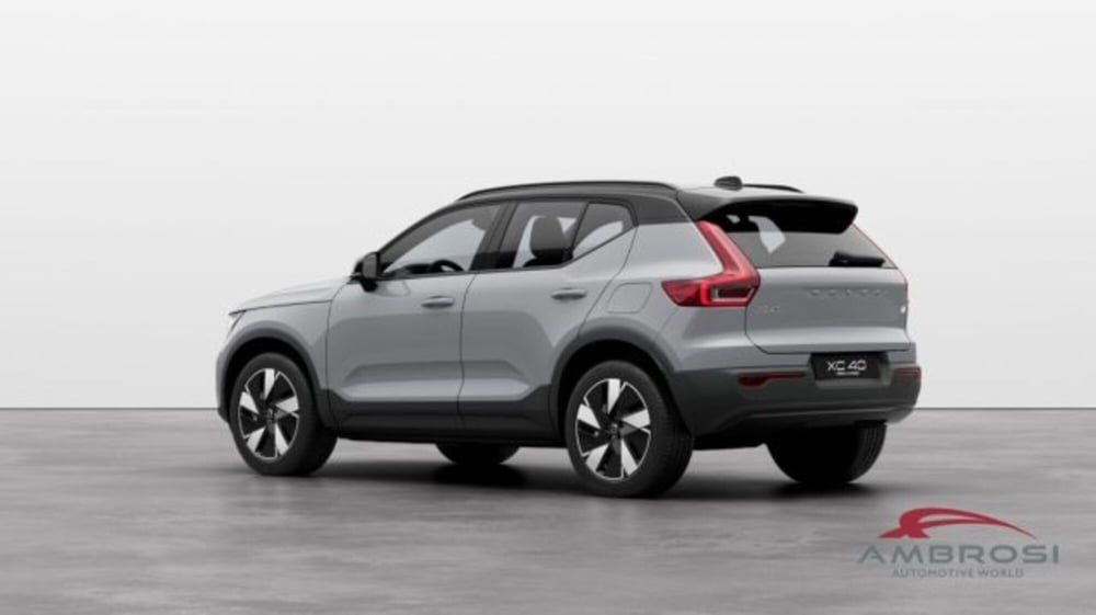 Volvo XC40 nuova a Perugia (3)