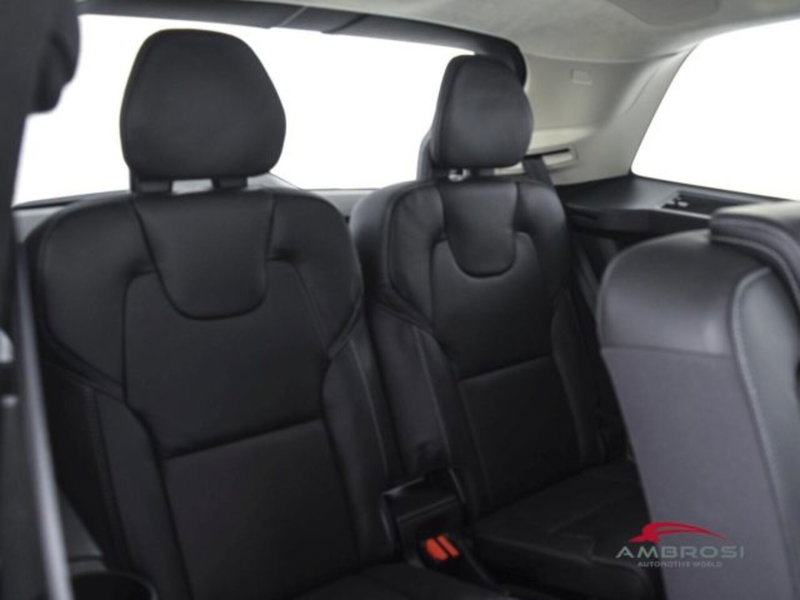 Volvo XC90 usata a Perugia (12)
