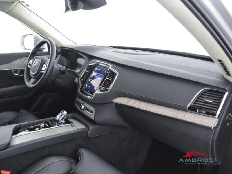 Volvo XC90 usata a Perugia (14)