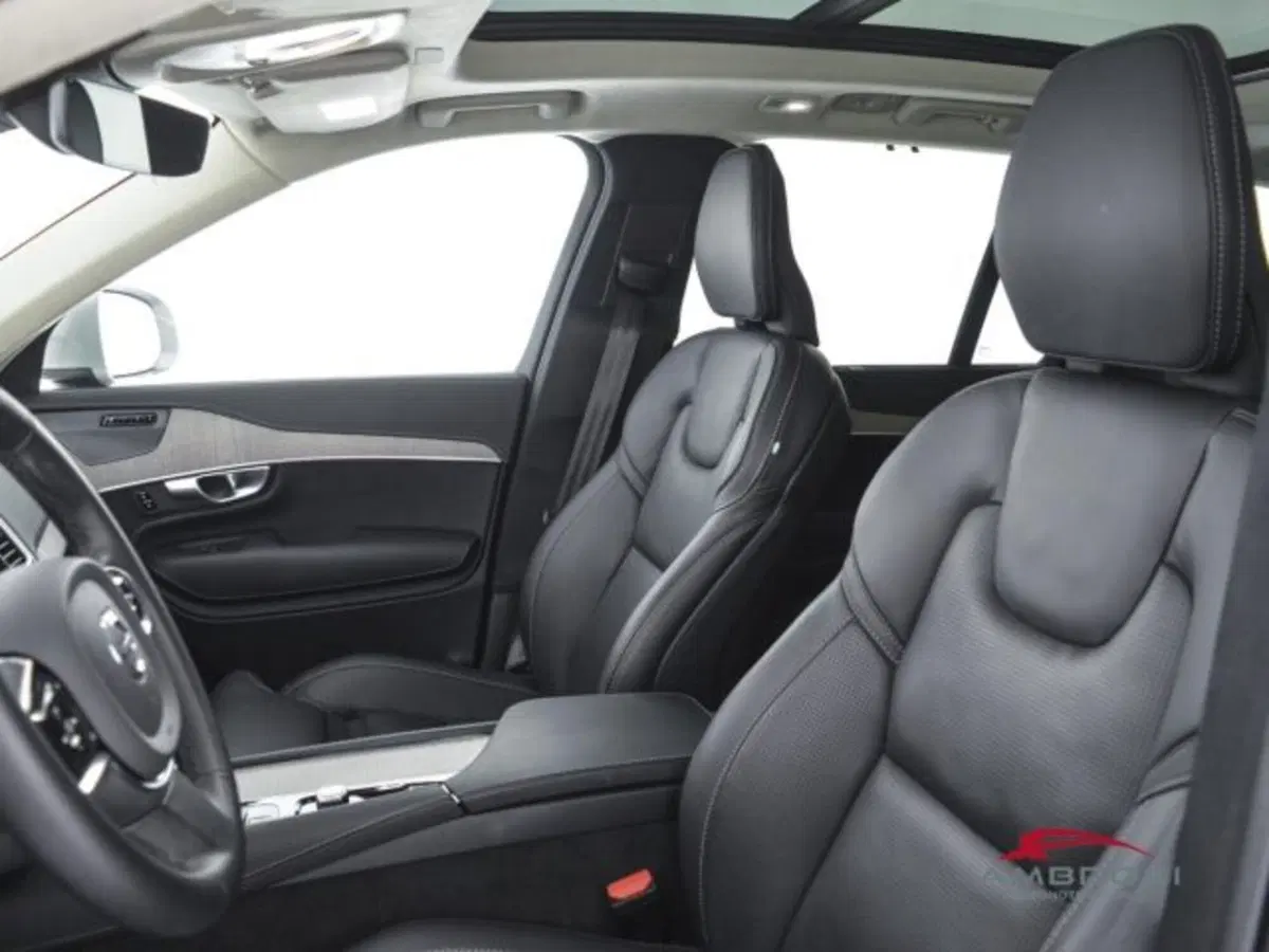 Volvo XC90 usata a Perugia (9)