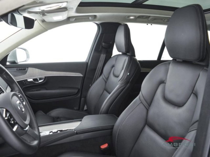 Volvo XC90 usata a Perugia (9)