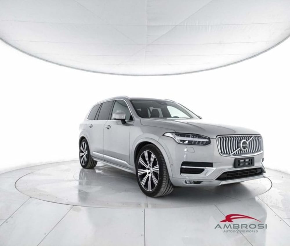 Volvo XC90 nuova a Perugia (2)