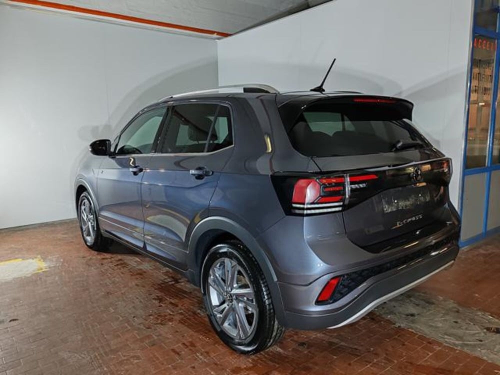 Volkswagen T-Cross nuova a Torino (6)