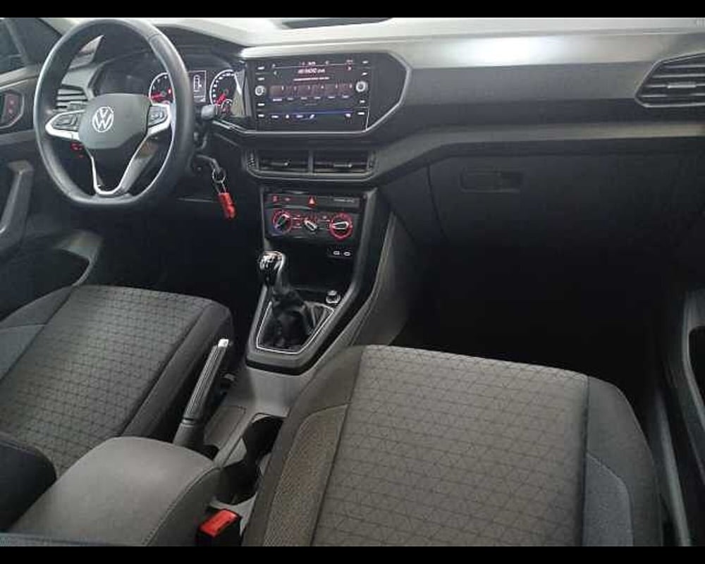 Volkswagen T-Cross usata a Roma (13)