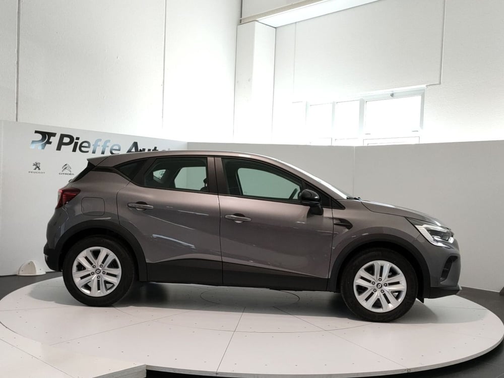 Renault Captur nuova a Teramo (5)