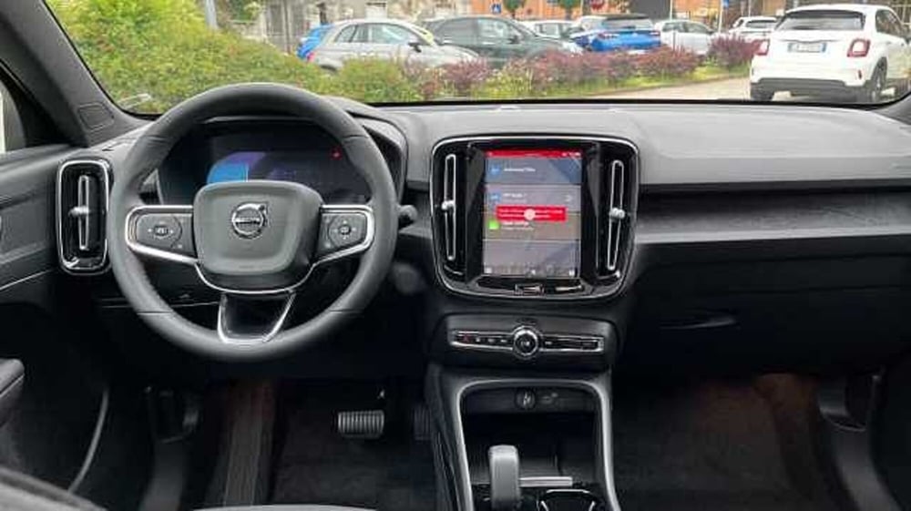 Volvo C40 usata a Milano (9)