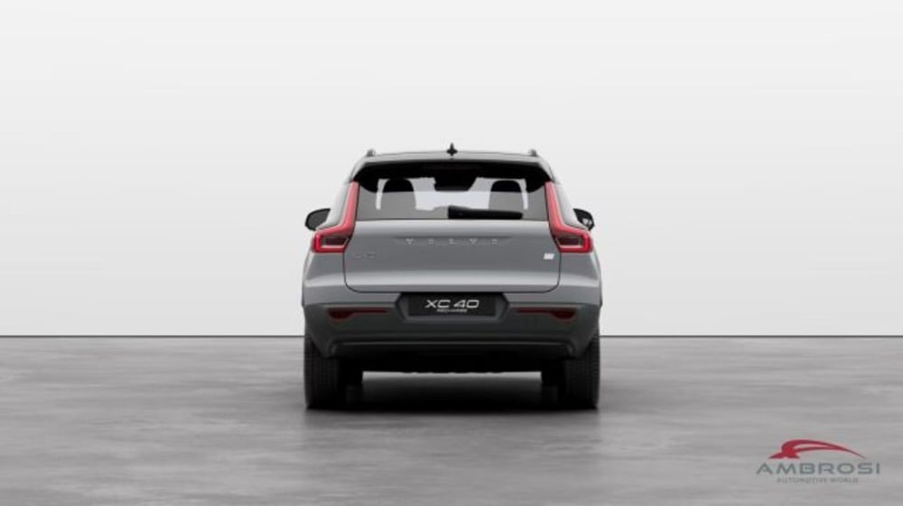 Volvo XC40 nuova a Perugia (4)