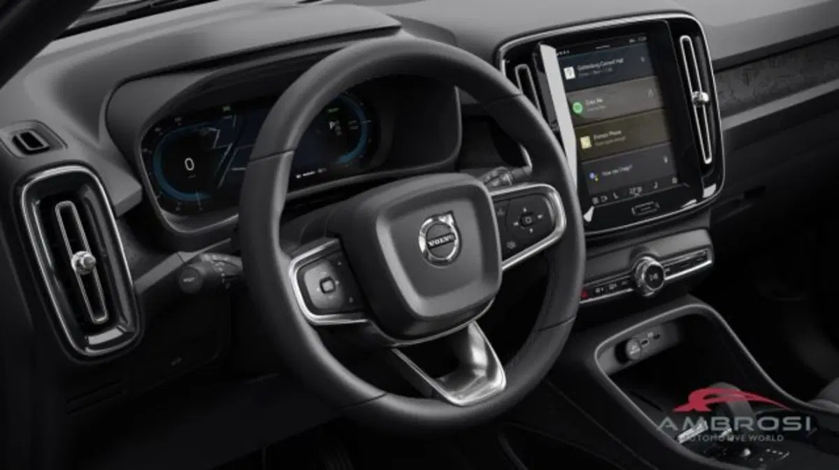 Volvo XC40 nuova a Perugia (6)
