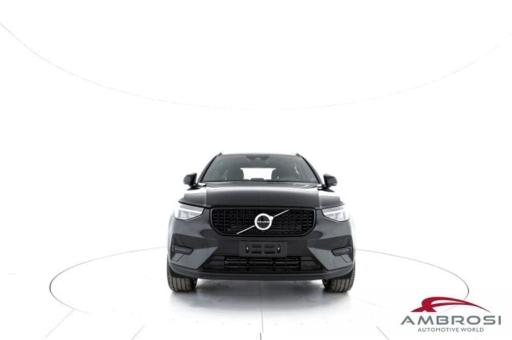 Volvo XC40 nuova a Perugia (5)