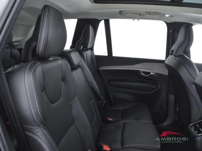 Volvo XC90 usata a Perugia (13)