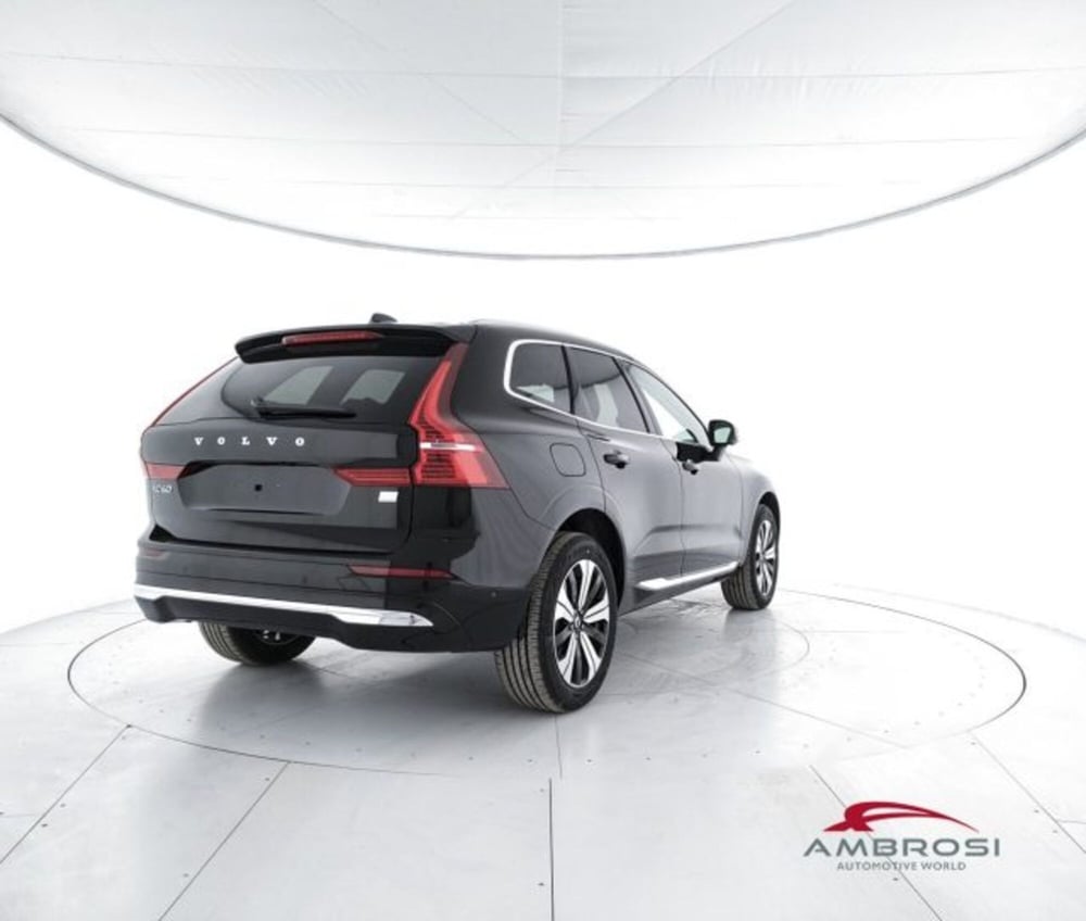 Volvo XC60 nuova a Perugia (3)