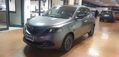 Lancia Ypsilon 1.0 FireFly 5 porte S&amp;S Hybrid Ecochic A. Ferretti del 2024 usata a Sanremo